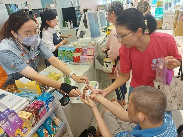 社區適應活動~7-ELEVEN Fresh首府門市