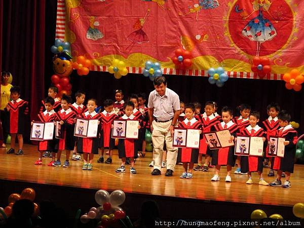 103 年精英昌福幼兒園畢業典禮表演
