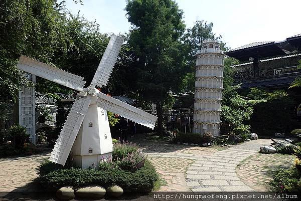 台中悠活假期 --- 台中大坑紙箱王＆ＦHotel 苗栗館 