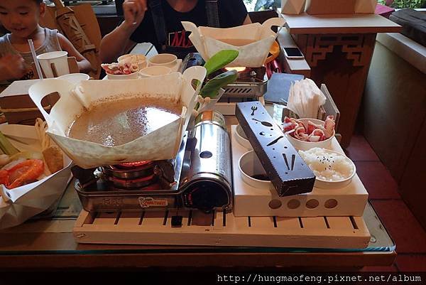 台中悠活假期 --- 台中大坑紙箱王＆ＦHotel 苗栗館 