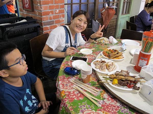 一起跟妖怪住飯店吧 --- 溪頭妖怪村主題飯店、921 集集