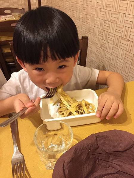 EAT (20).jpg