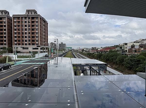 風雨走廊及候車亭工程