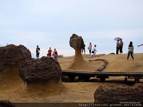 01 野柳地質公園 女王頭  (1)