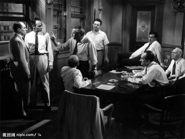 12 angry men2.jpg