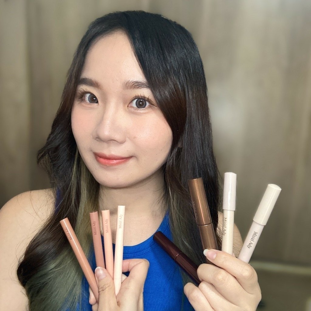 【妝容教學】零技巧打造甜美眼妝！SQUSE ME彩妝開箱！臥
