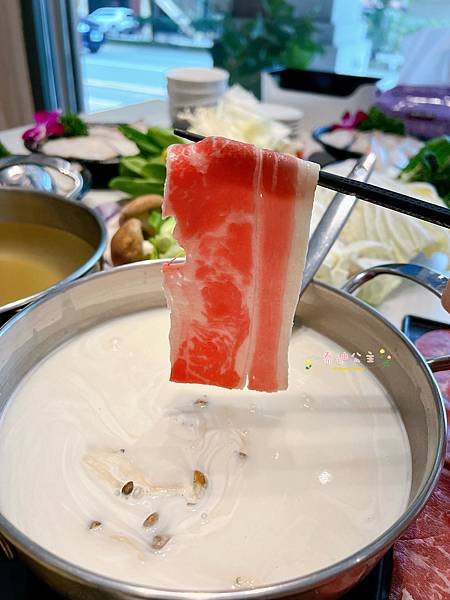 【享享鍋物】楊梅埔心店，環境舒適／食材新鮮／絕對會再二訪的高