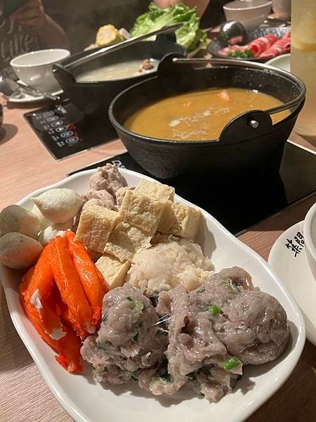 【港飲港食】旺角‧築間幸福鍋物
