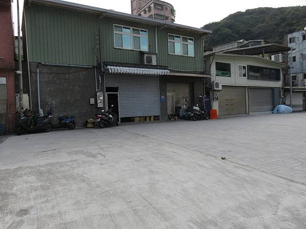 【台灣】基隆‧景點‧中正區‧正濱漁港+涂大手工碳烤吉古拉