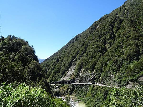 Day 12: Arthur&apos;s pass