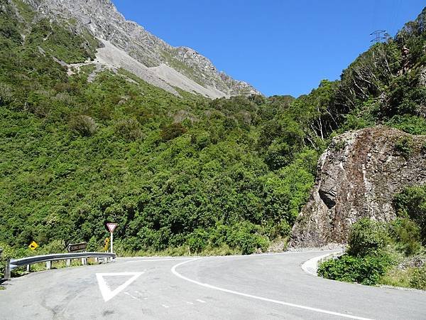 Day 12: Arthur&apos;s pass