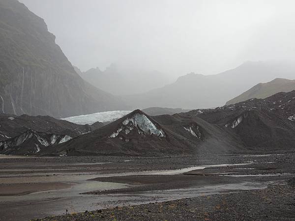 Day 4:苔原,Falljökull冰川健行,瀑布農場