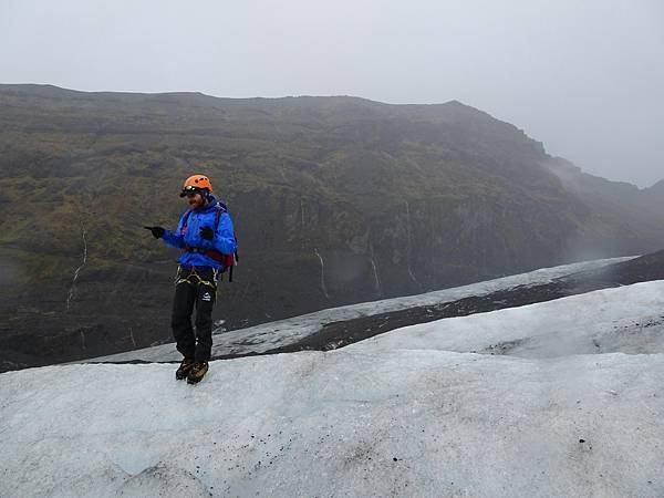 Day 4:苔原,Falljökull冰川健行,瀑布農場