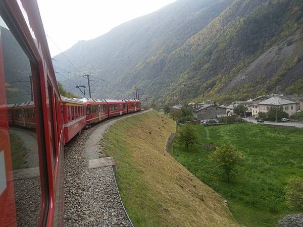 Day 11: 伯連納列車(from St.Moritz t