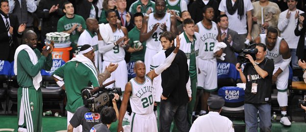 Ray Allen Sets New 3-Point Standard in Special Night at TD Garden