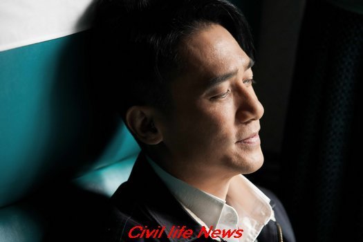 梁朝偉為戲到盲人學校取經