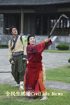 《神奇俠侶》預告片之高爾夫篇a.jpg