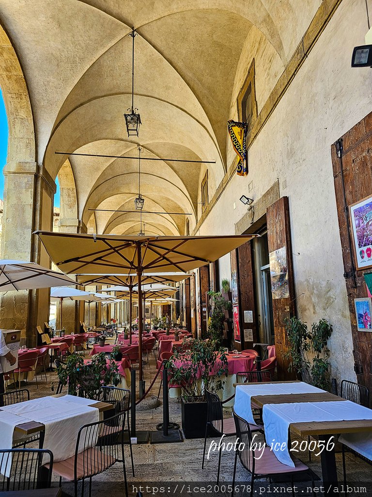 2023 義、德、奧紀行~~義大利~~阿雷左(Arezzo)