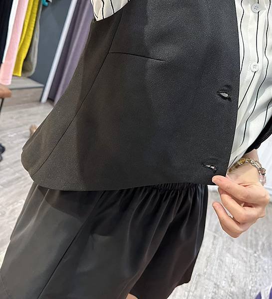 🪧明天10/24（二）門市店休唷❗️