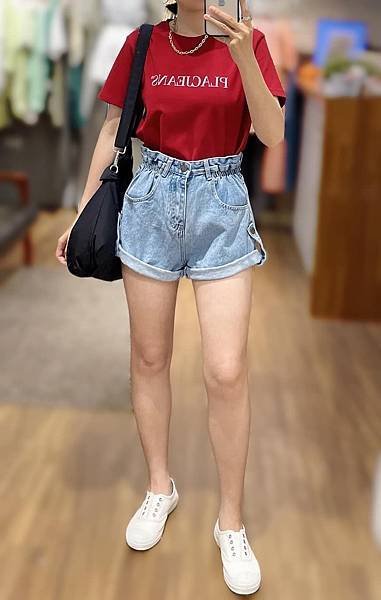 💙牛仔花苞腰短褲
