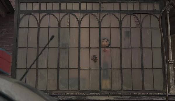 Coraline.2009.BluRay.720p.x264.YIFY.mp4_20130817_154438.218.jpg