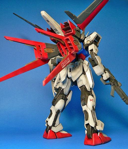 StrikeGundam_011.jpg