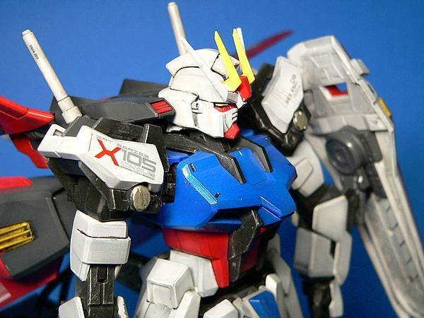 StrikeGundam_019.jpg