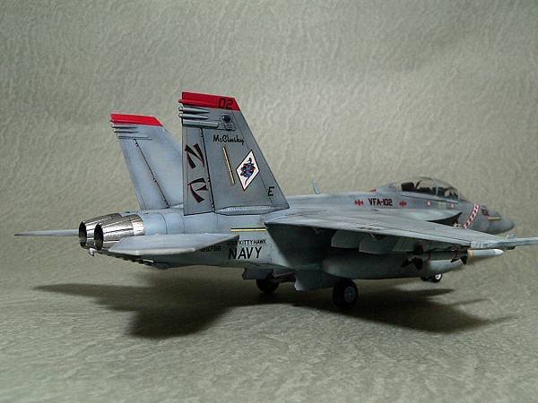 F-18F_004