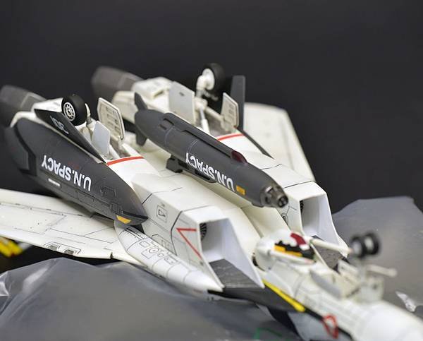 VF-0S_010.jpg