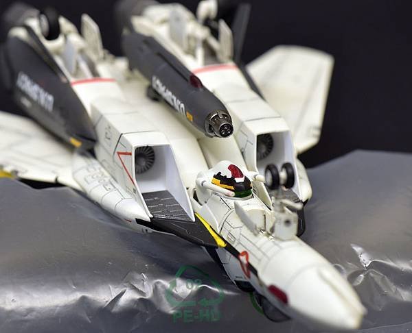 VF-0S_011.jpg