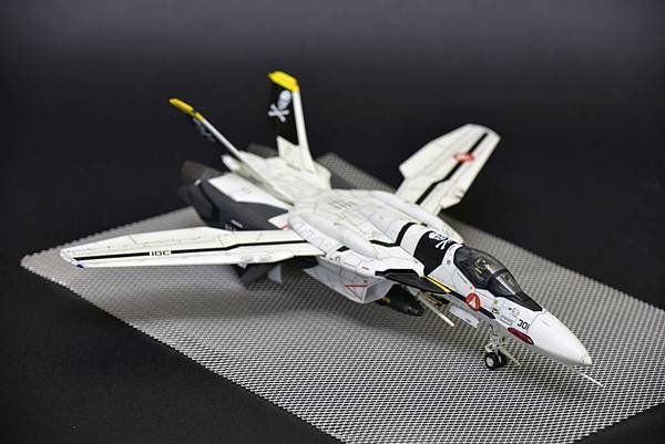 VF-0S_004.jpg