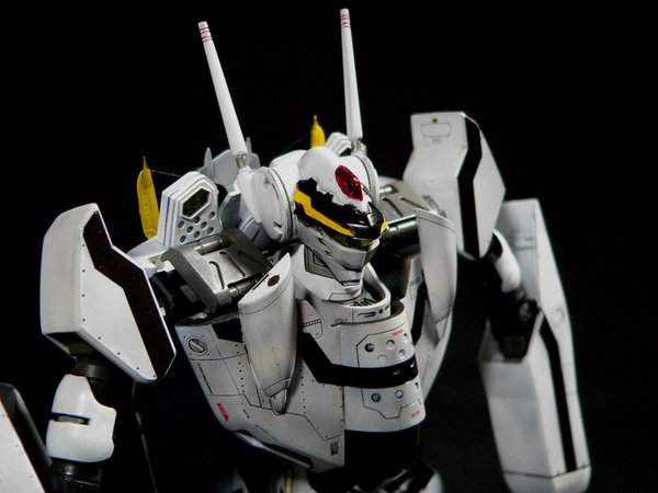 VF-0S battroid-016.jpg