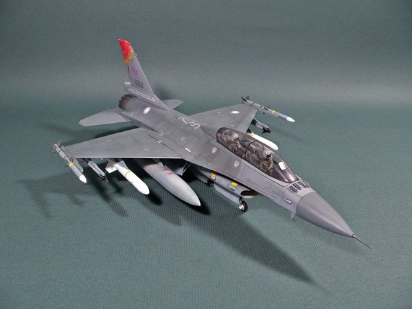 F-16B 003.jpg