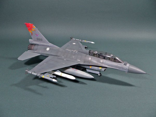 F-16B 004.jpg