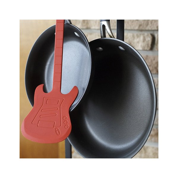 6-flipper-guitar-spatula-2.jpg