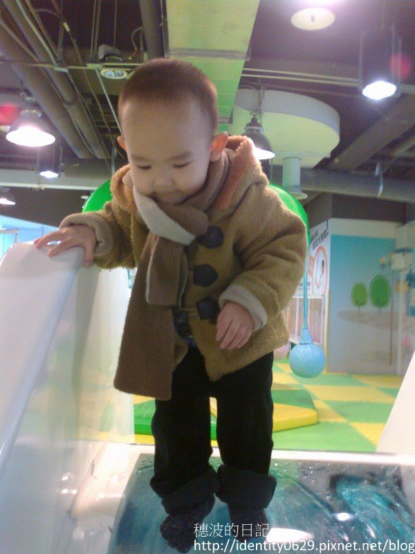 201202201025