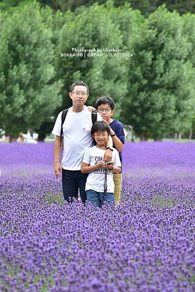 [日本] 畢業旅行。北海道的白金青池與花花世界