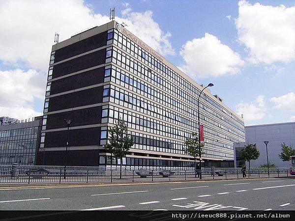 Sheffield_Hallam_University._-_geograph.org.uk_-_505778.jpg