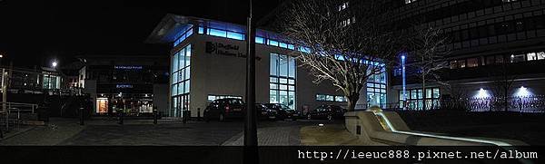 800px-SheffieldHallamNight.jpg