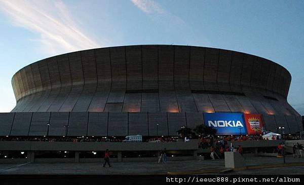 800px-Superdome_Sunset.jpg