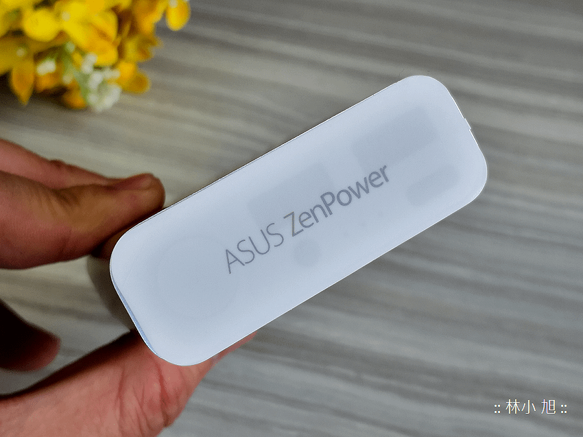 ASUS 華碩 ZenPower 10050C (ABTU012) 快充行動電源開箱推薦 (2).png