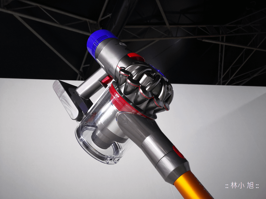 戴森 Dyson Cyclone V10 無線吸塵器 (ifans 林小旭)-總部人員解說奧秘 (13).png