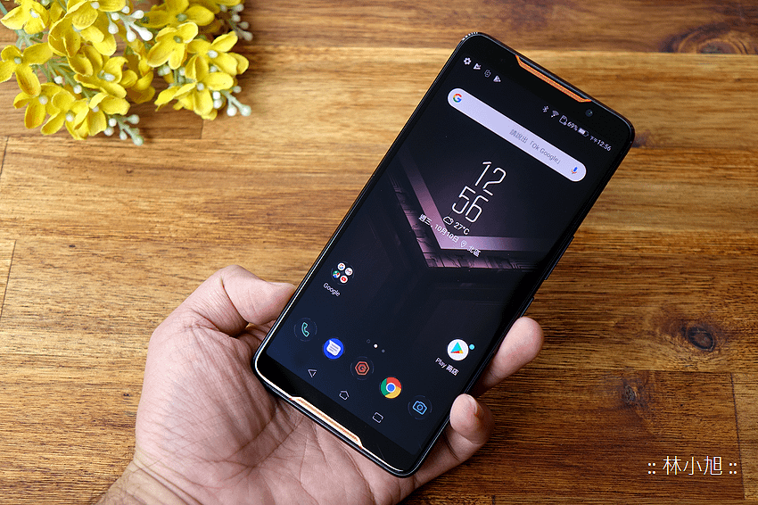 ASUS ROG Phone 開箱 (ifans 林小旭) (2).png
