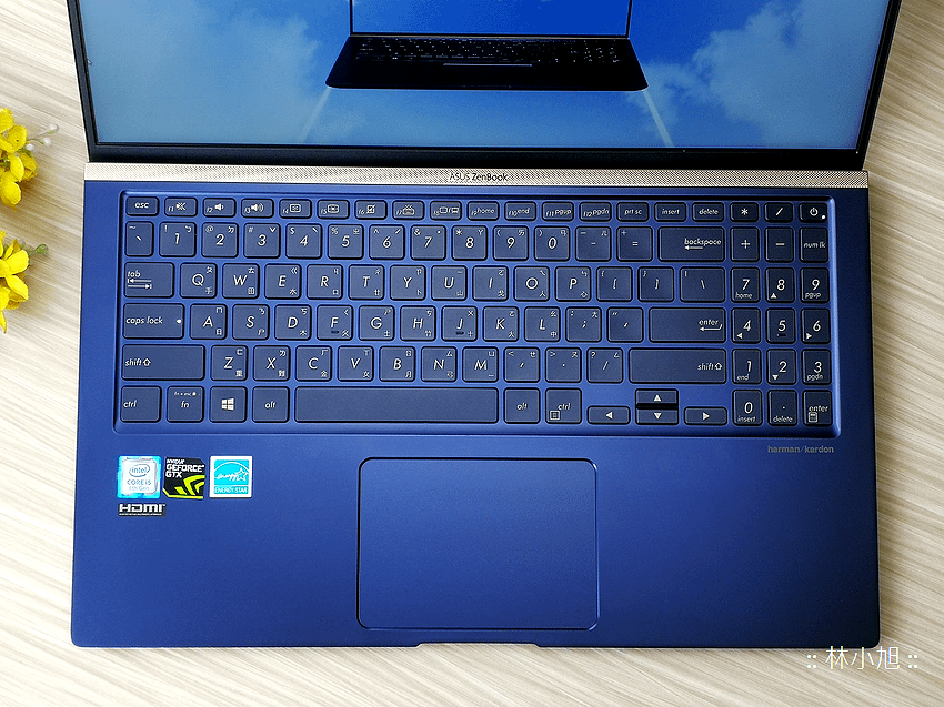 ASUS 華碩 ZenBook 15 筆記型電腦開箱 (ifans 林小旭) (10).png