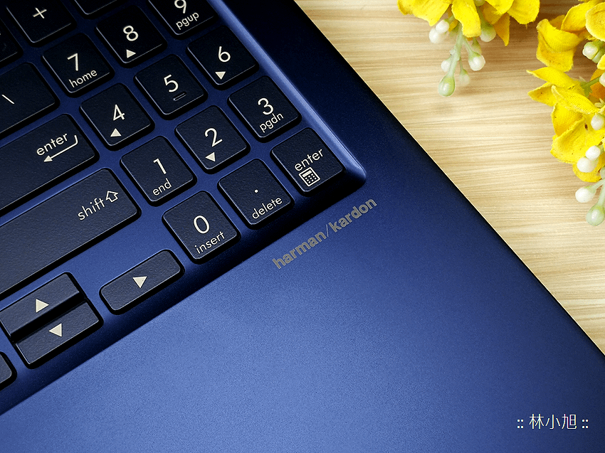 ASUS 華碩 ZenBook 15 筆記型電腦開箱 (ifans 林小旭) (13).png