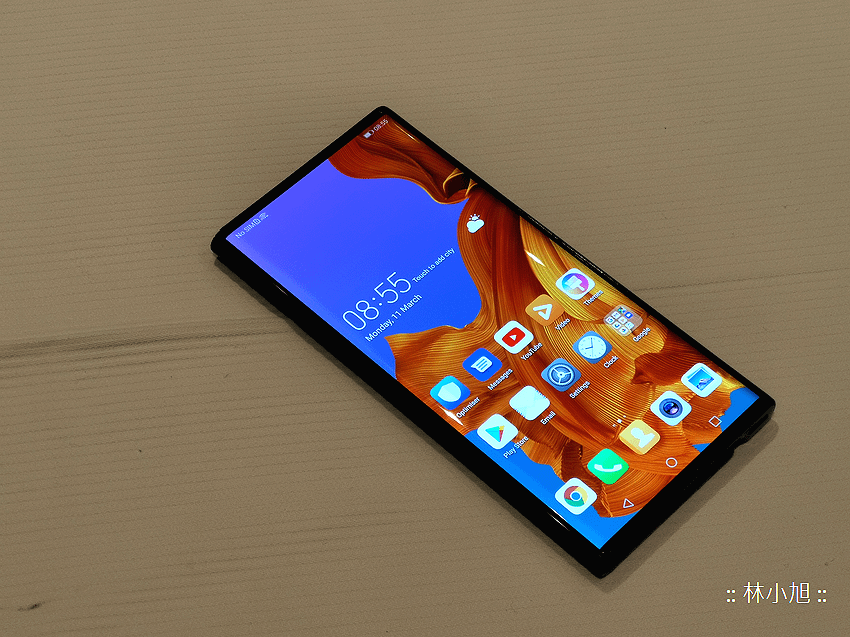 近距離直擊HUAWEI Mate X 折疊螢幕手機 (ifans 林小旭) (36).png