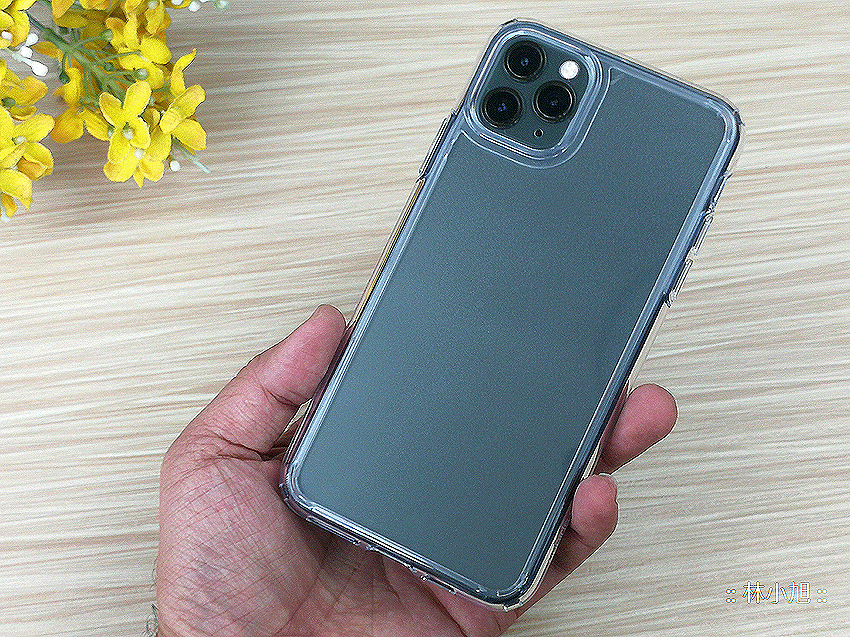 Spigen Ultra Hybrid 與 Slim Armor Essential S 防摔支架保護殼開箱 (32).png