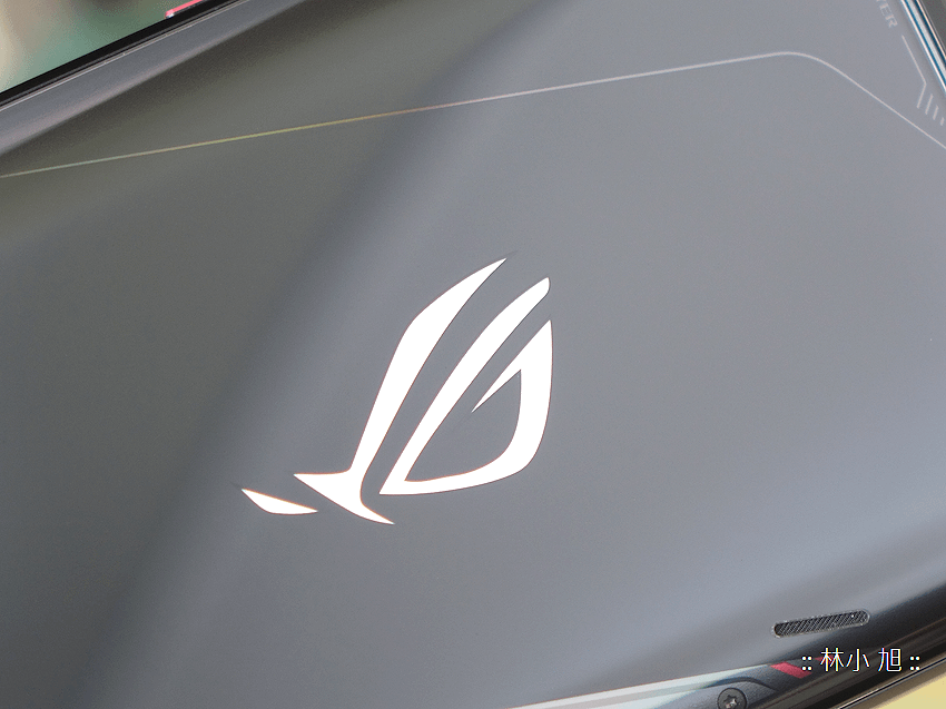 ROG Phone 3 電競手機開箱 (ifans 林小旭) (43).png