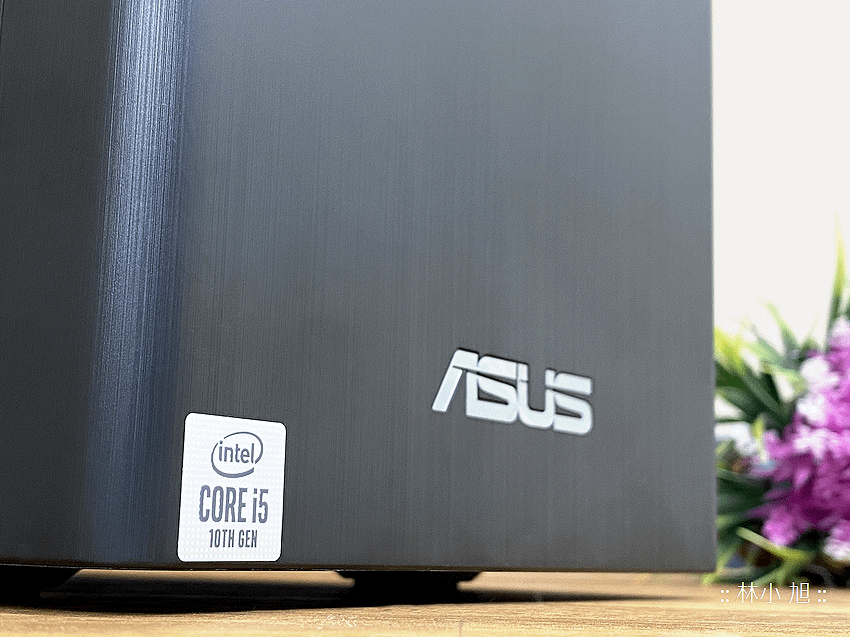 ASUS ExpertCenter W7 Tower (W700TA) 開箱 (ifans 林小旭) (5).png