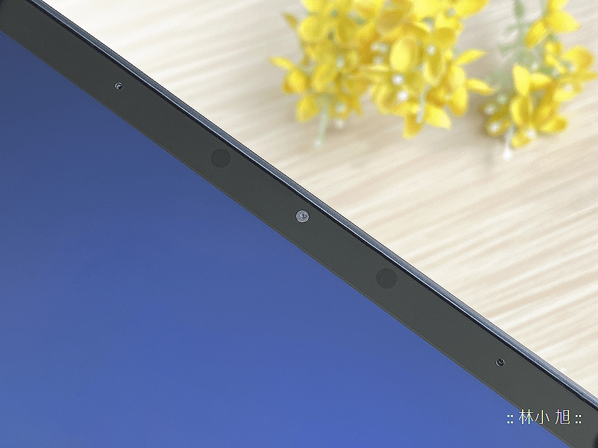 ASUS ZenBook (UX393) 筆記型電腦-開箱 (ifans 林小旭) (22).png